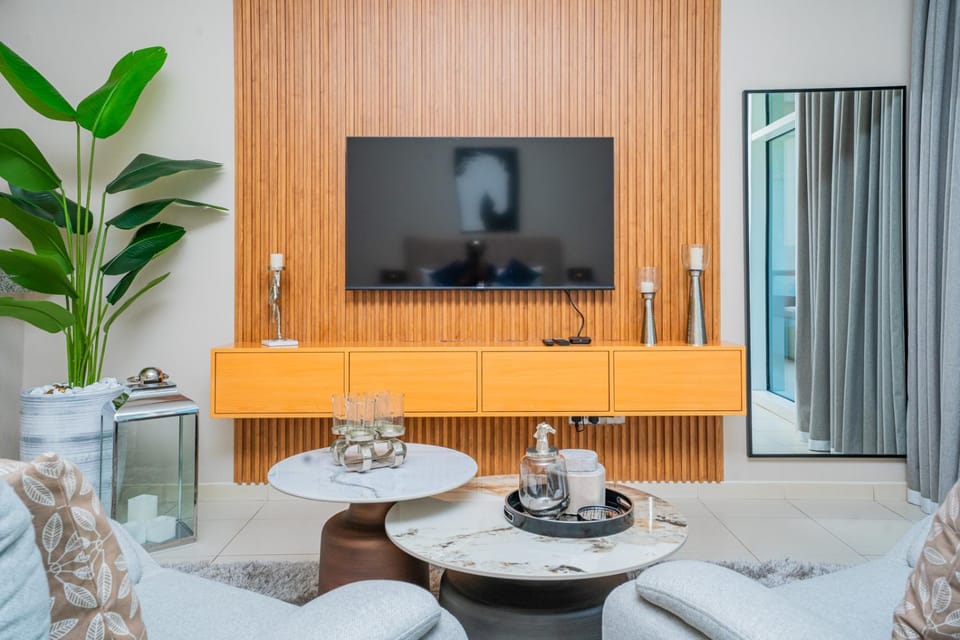 Communal lounge/ TV room, TV and multimedia, Evening entertainment