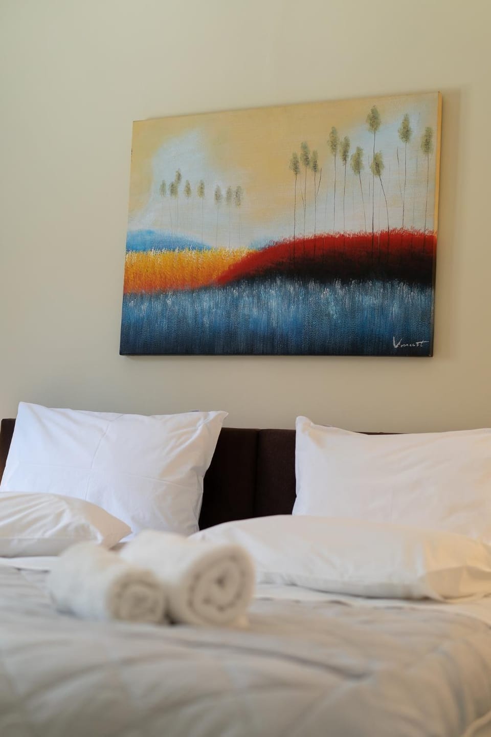 Bed, Photo of the whole room, Decorative detail, Bedroom