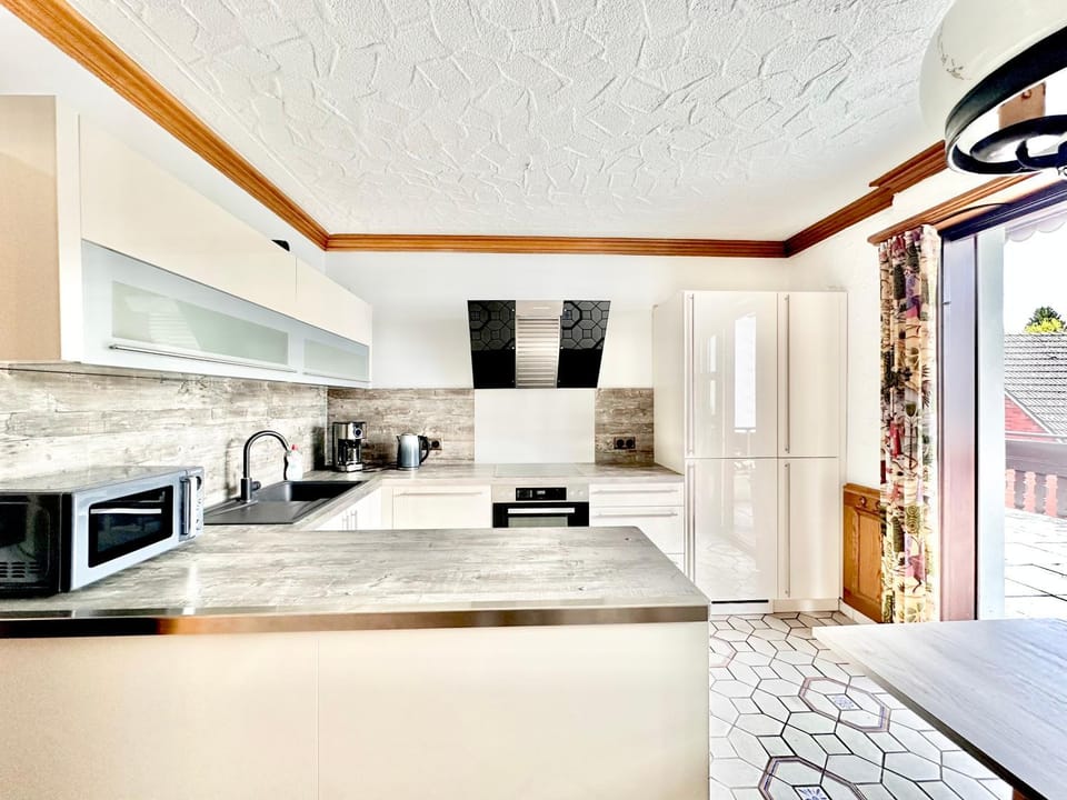 Kitchen or kitchenette, minibar, stove, kitchen, kitchen