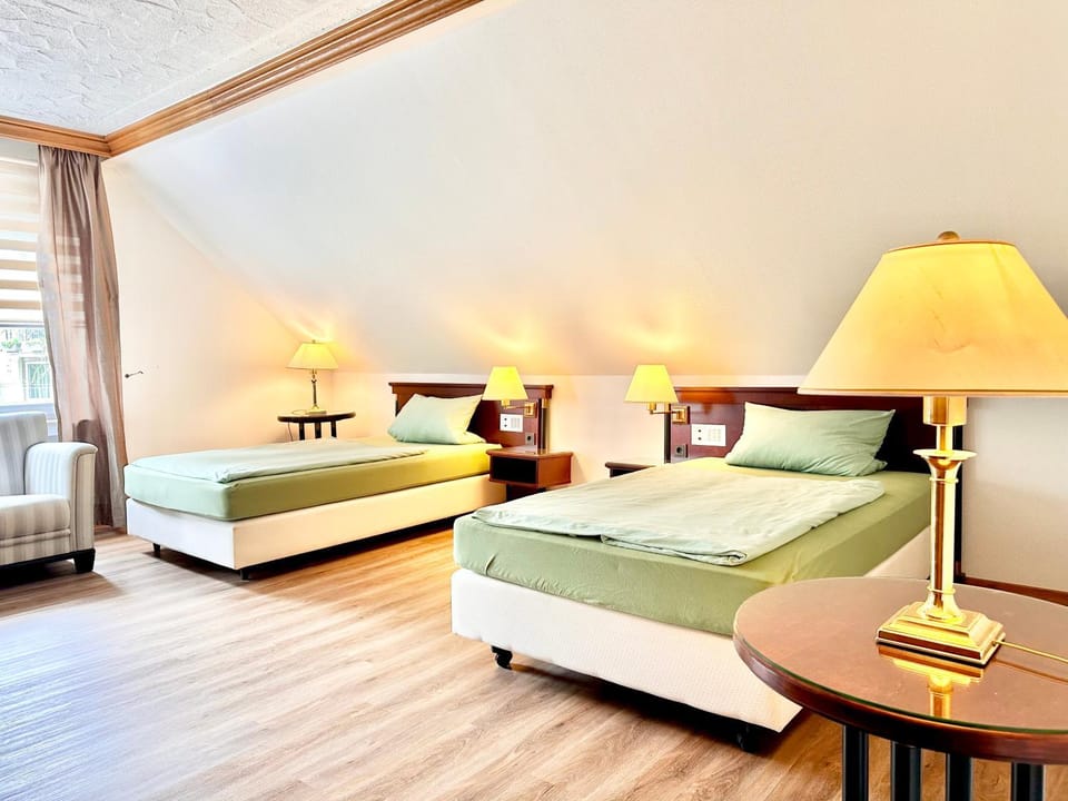 Bed, Photo of the whole room, Bedroom, room service