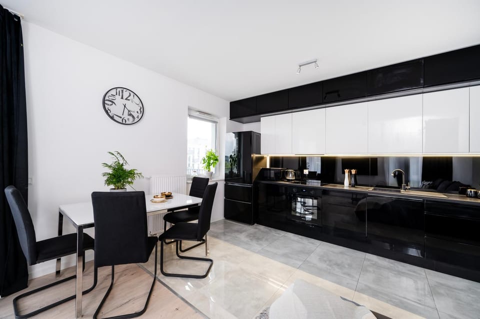 Kitchen or kitchenette, Living room, Seating area