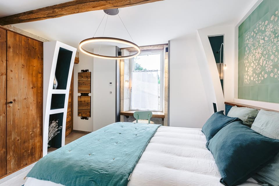 Living room, Bedroom