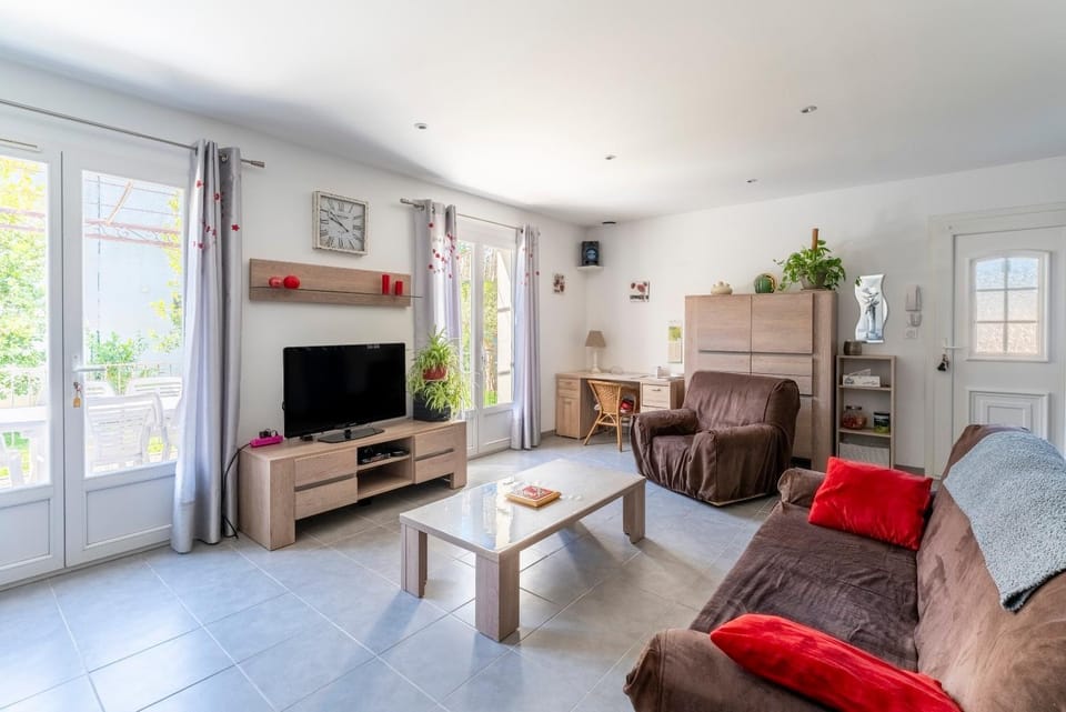 Property building, Living room