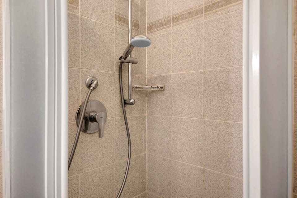 Bathroom, Living room