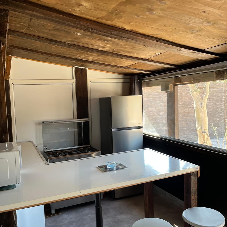 Mobil-home avec grand jardin House in Occitanie