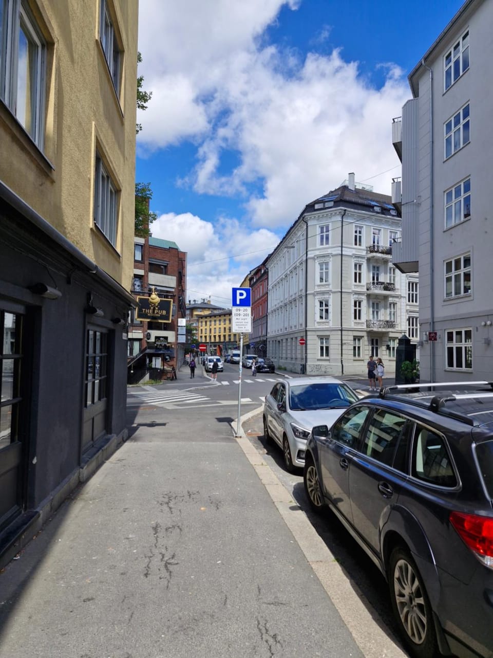 Neighbourhood, Street view