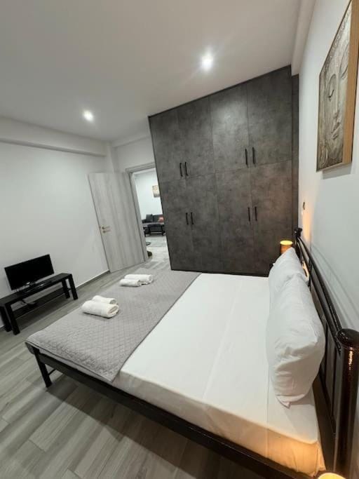 Καινούργιο υπέροχο διαμέρισμα δίπλα στο μετρό Apartment in Athens