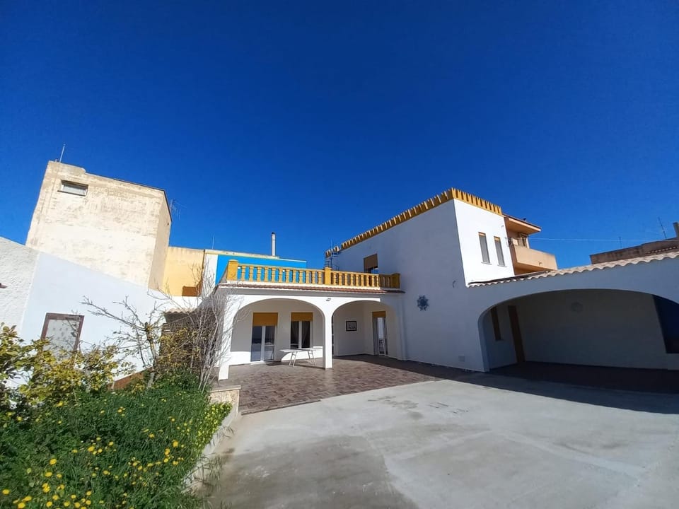 Property building, Garden