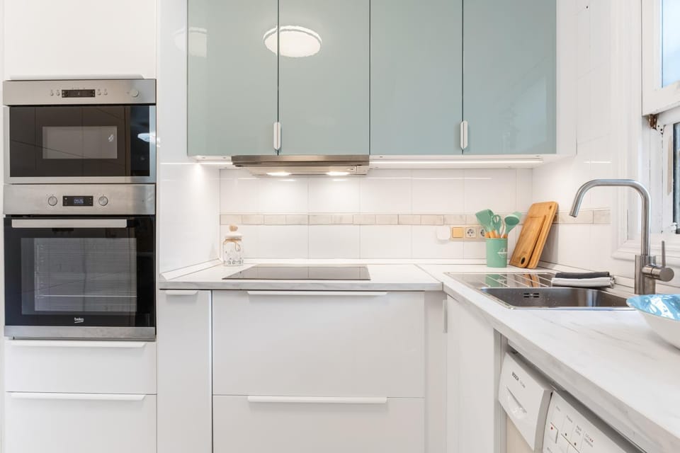 Kitchen or kitchenette, Living room