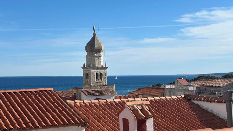 Nearby landmark, City view, Landmark view, Sea view