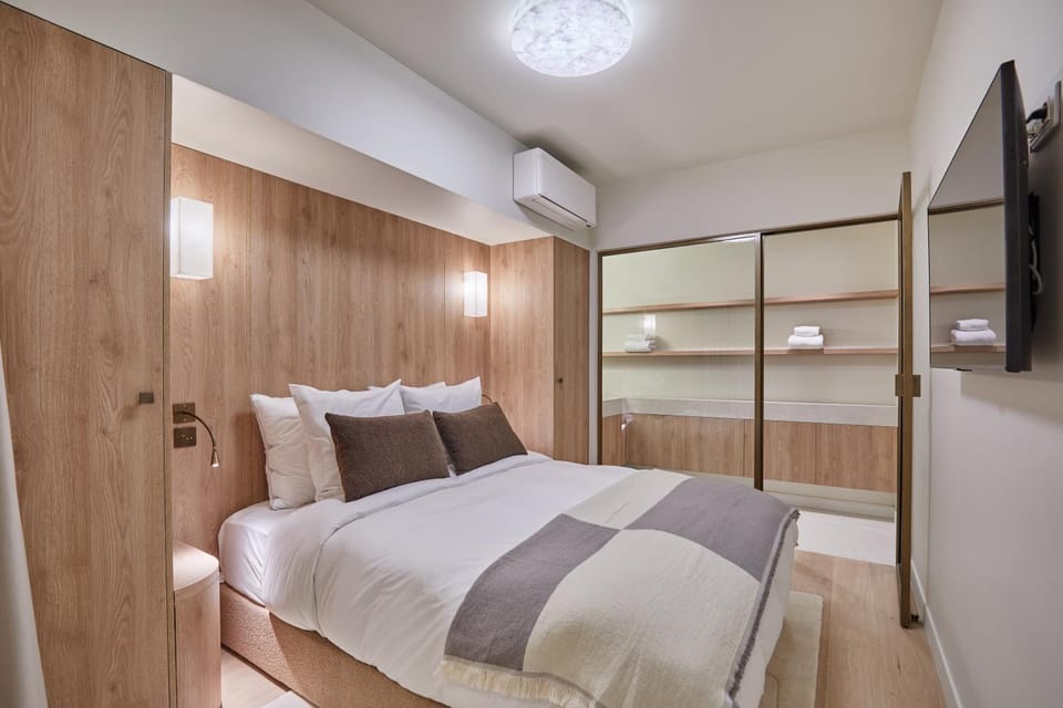 Résidence Louvre Palais Royal by Studio Prestige Apartment in Paris