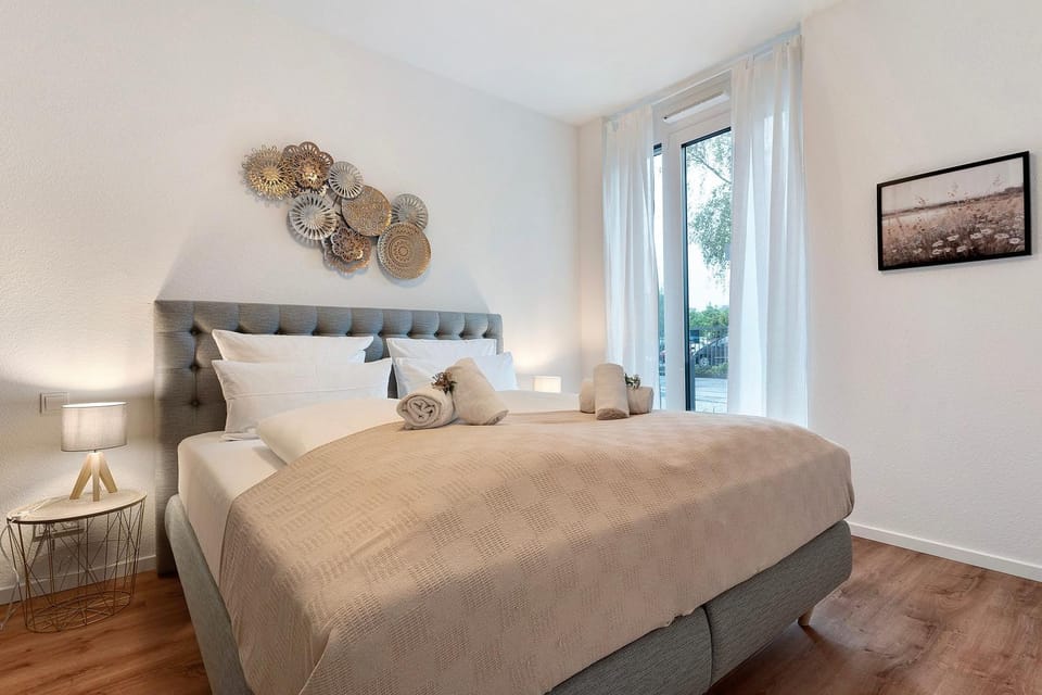 Living room, Bedroom