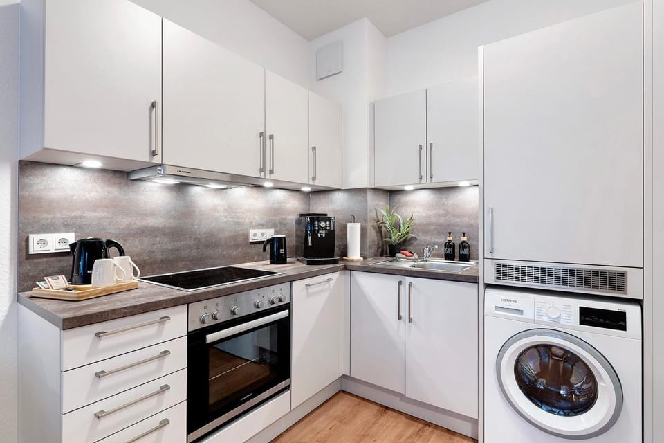 Kitchen or kitchenette, Living room