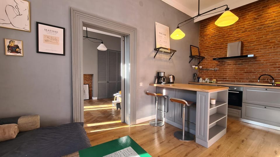 Republicii brick studio Apartment in Brasov