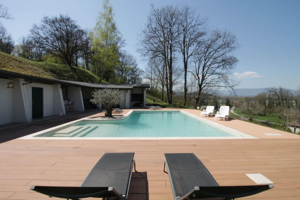 Rare villa in the heart of Little Savoyard Venice Villa in Auvergne-Rhône-Alpes