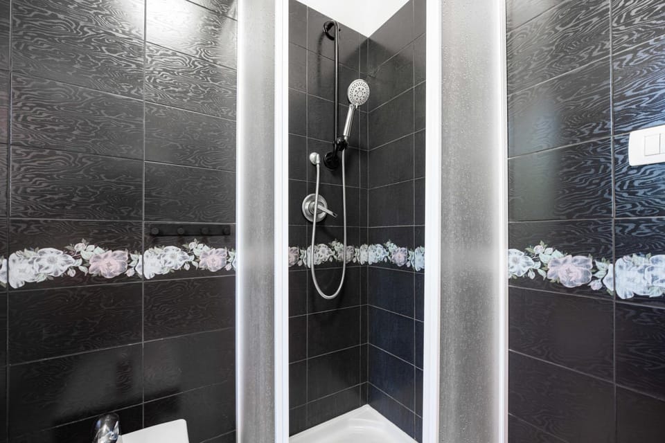 Bathroom, Living room
