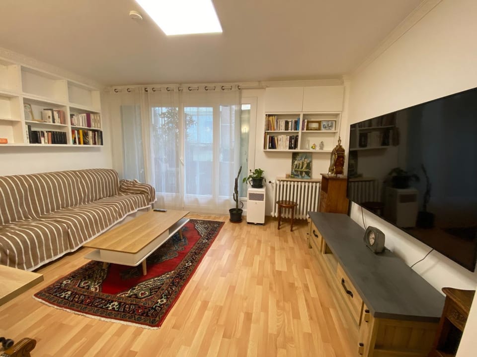 Communal lounge/ TV room, TV and multimedia, Living room