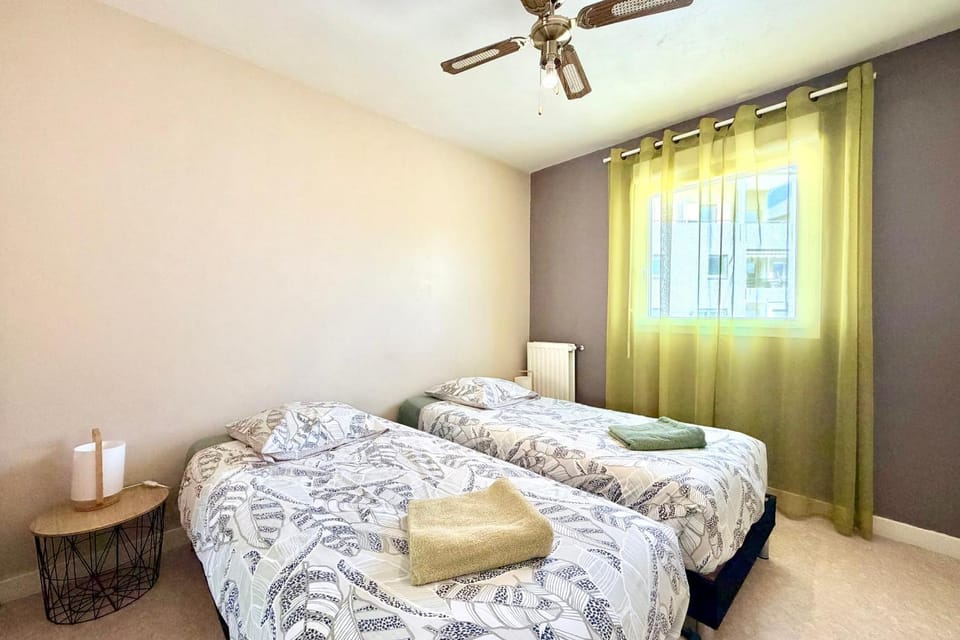 Comfortable T3 at the foot of the Castle of Chambéry! Apartment in Chambery