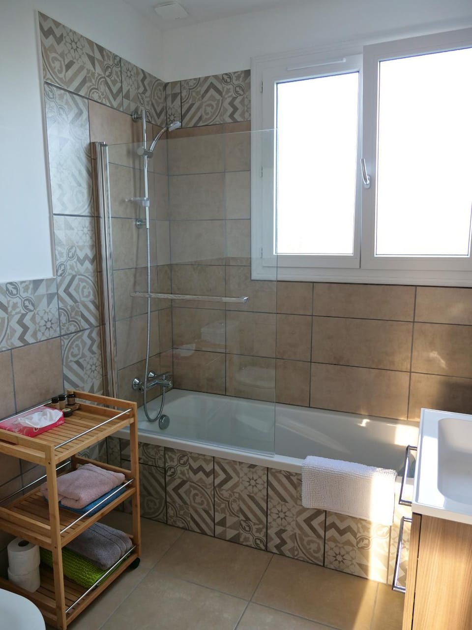 Bathroom, Bath, towels