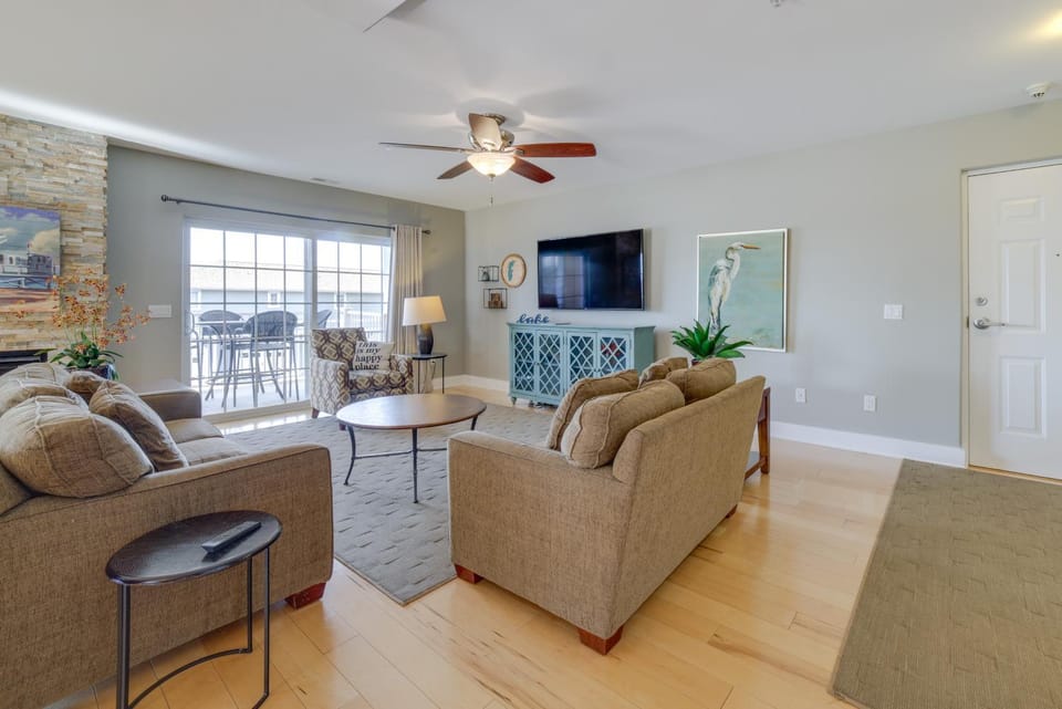 Idyllic New Buffalo Condo: Walk to Beach & Shops! House in New Buffalo