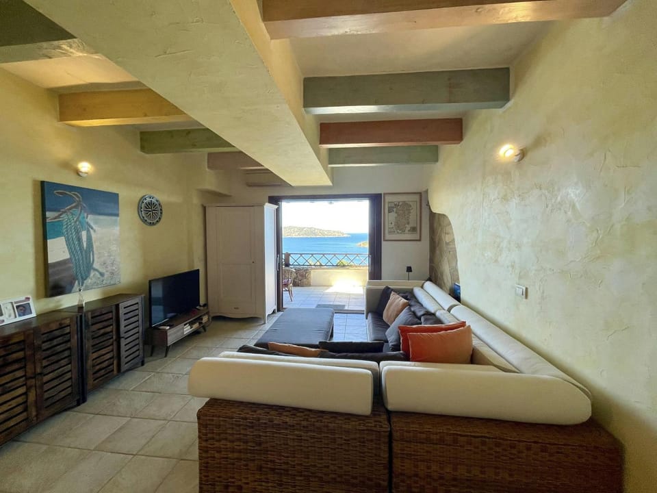 View (from property/room), Living room, Sea view