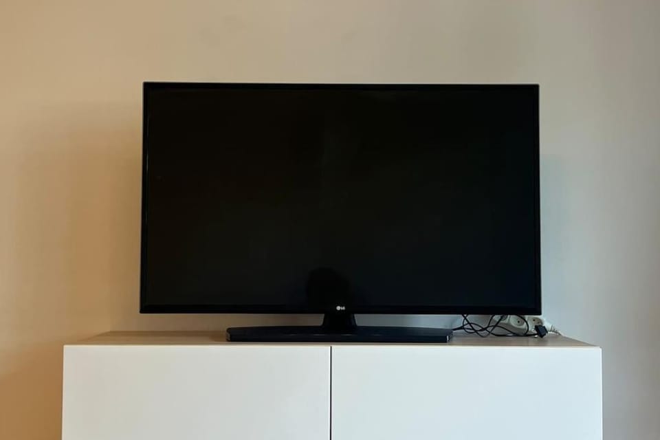 Communal lounge/ TV room, TV and multimedia, Evening entertainment