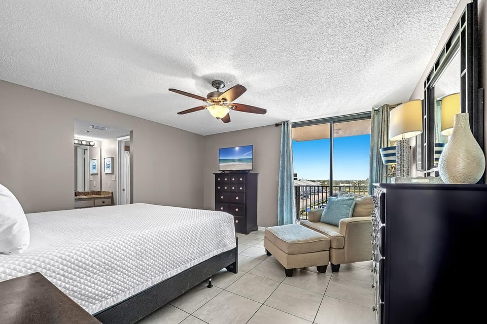 Phoenix East Unit 301 House in Orange Beach