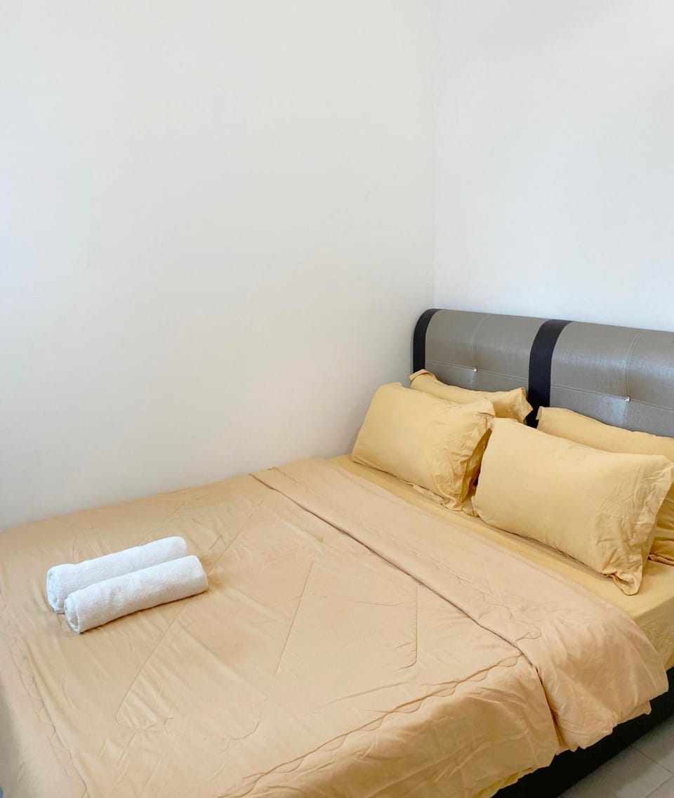 Mesahill 3 Bedroom Suite - Dual Key - High Floor by D'KAY near USIM KLIA Apartment in Negeri Sembilan, Malaysia