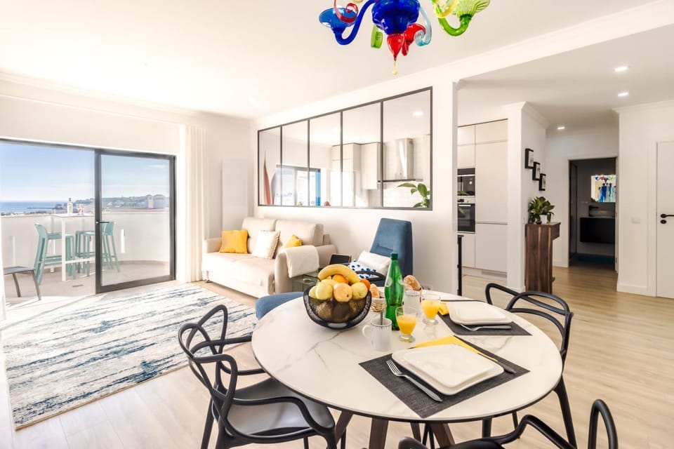 Alba-Mar Sea View Penthouse Apartment in Lagos