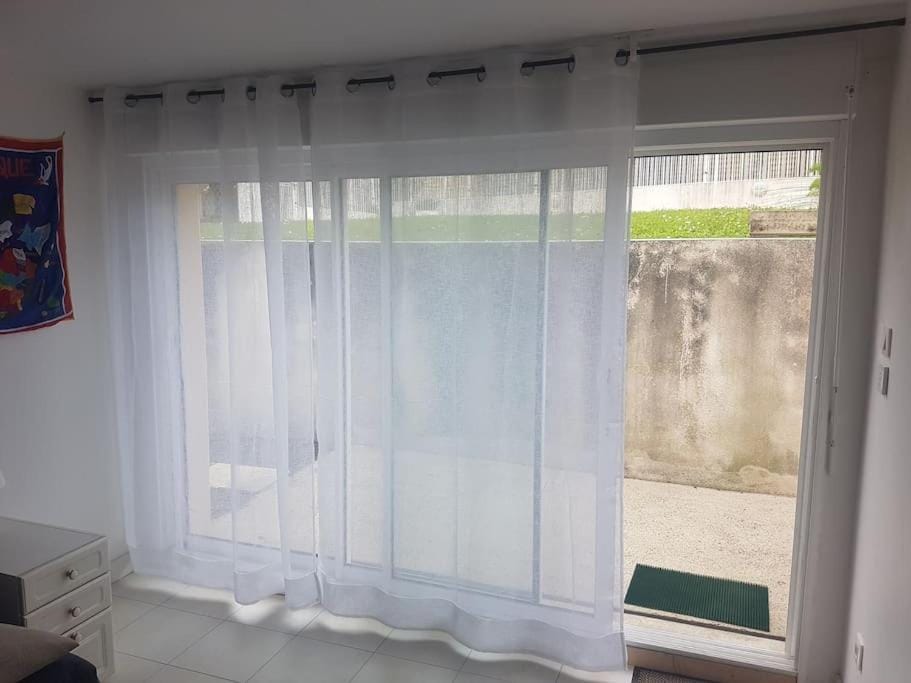 STUDIO "LE BOUT DU CHEMIN" louer à la nuitée Apartment in Pays de la Loire