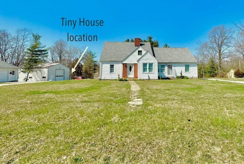 Trestle Creeks Farmhouse Fort Tiny House House in Indiana