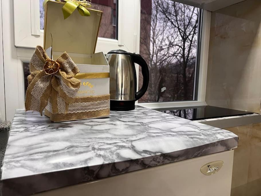 Coffee/tea facilities, Kitchen or kitchenette