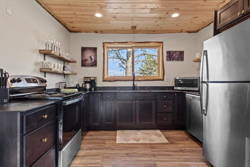 Kitchen or kitchenette, oven, stove, toaster