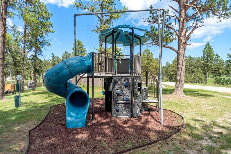 Day, Children play ground