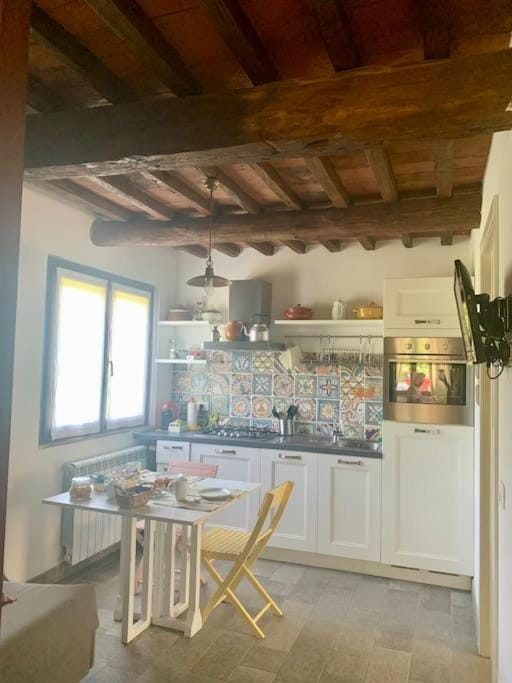 Appartamento i Due Noci Apartment in Sarzana
