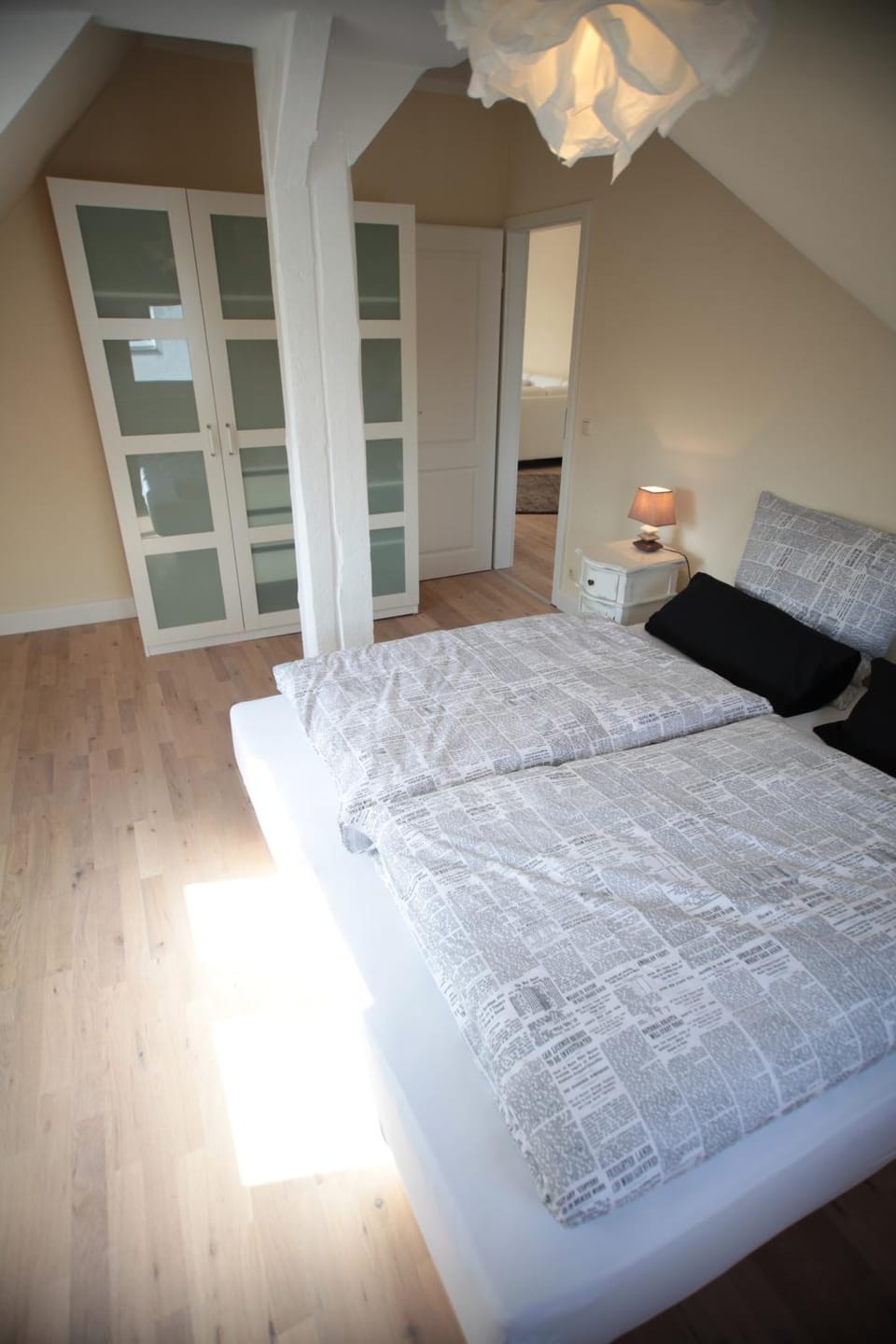 Photo of the whole room, Bedroom
