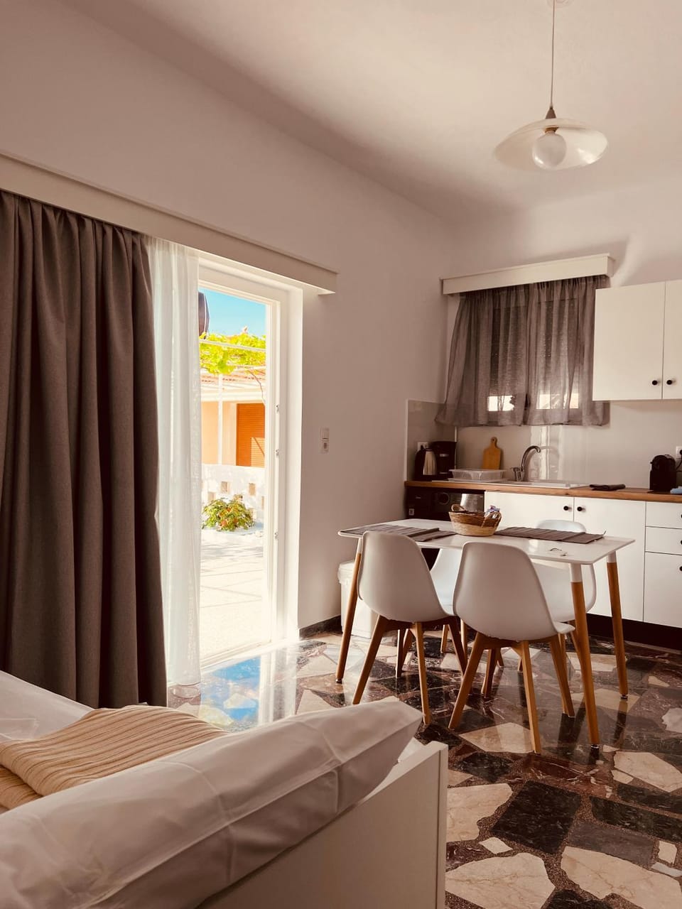 Alkisti's seaside apartments Apartment in Samos, Greece