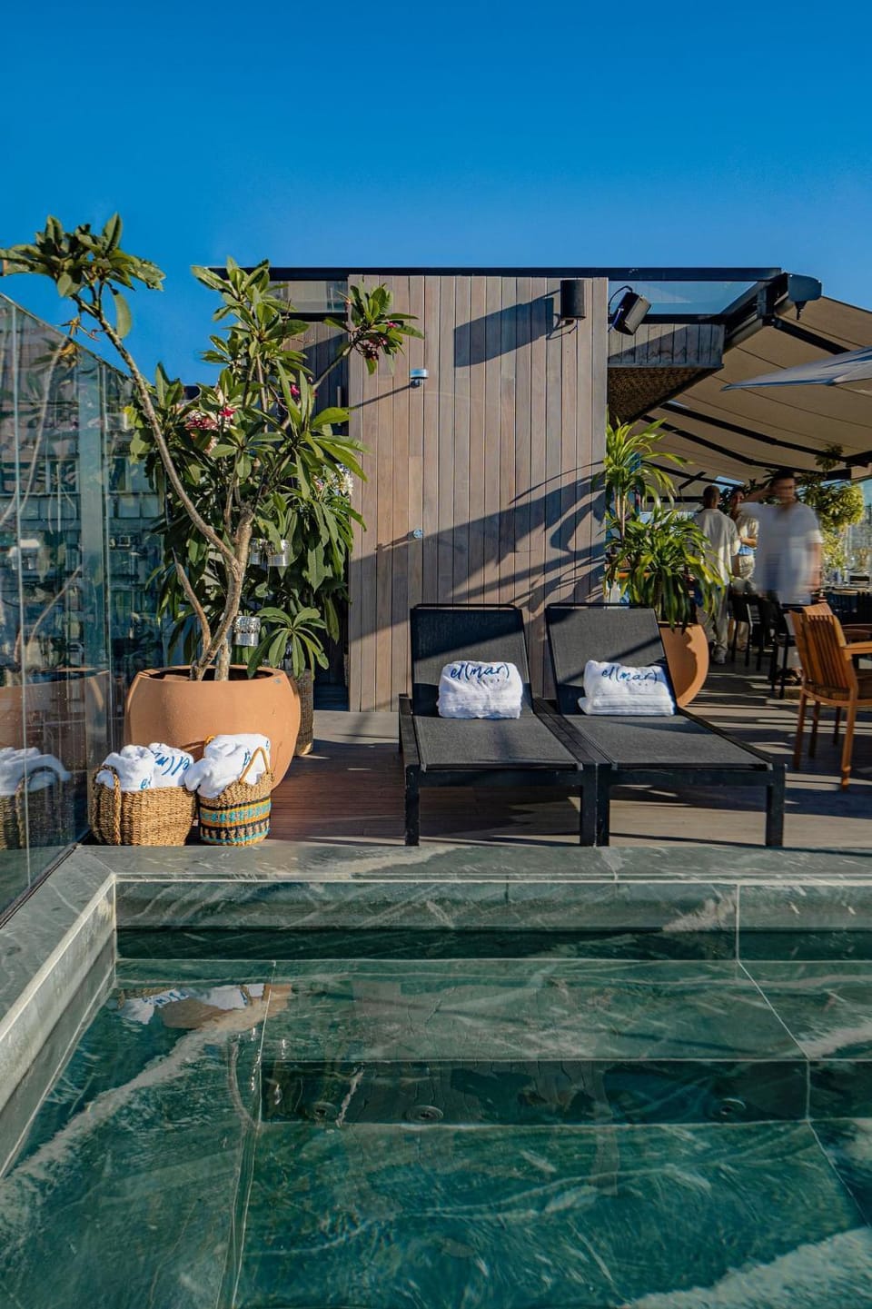 Swimming pool, Swimming pool
