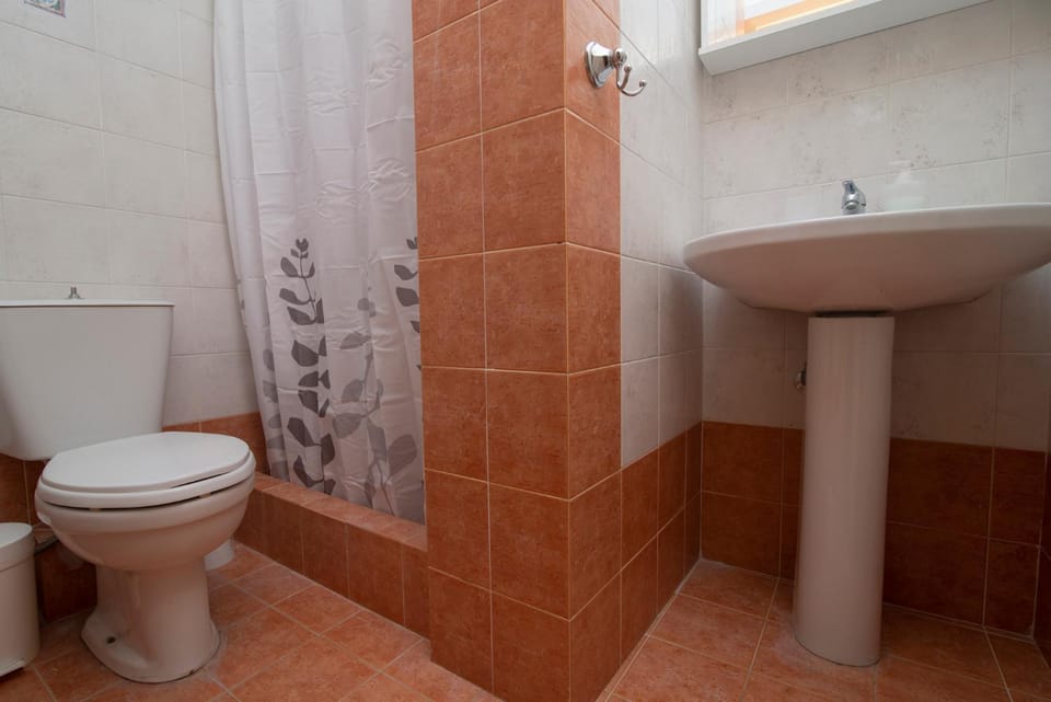 Emerald Studios Kriopigi II House in Halkidiki