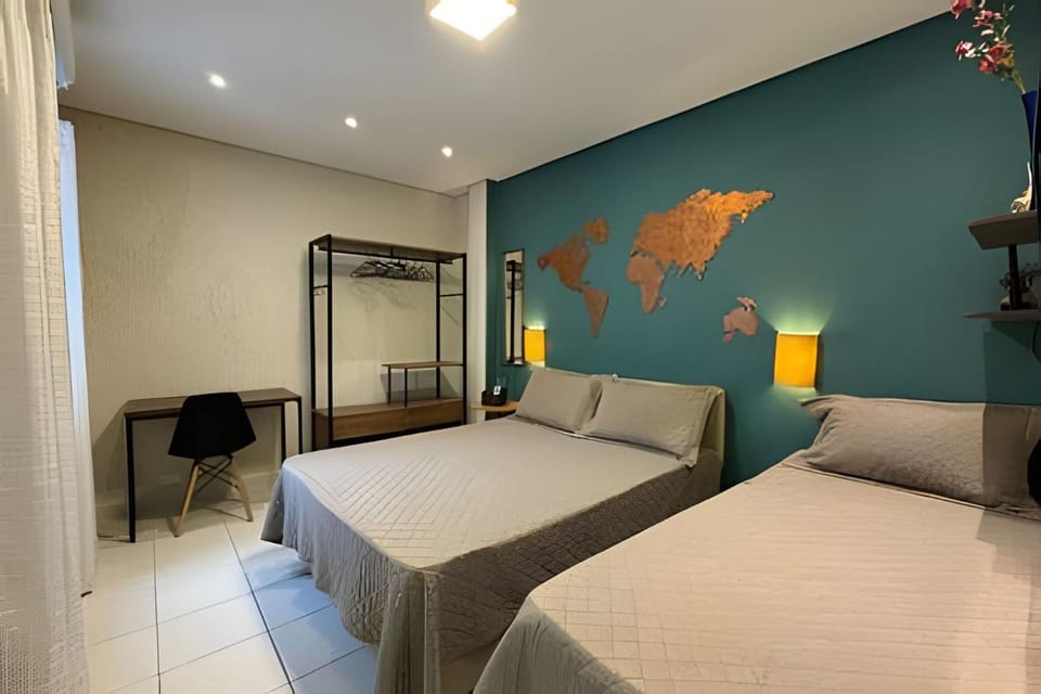 Moderno Apto no Gonzaga a UMA quadra da Praia Apartment in Santos