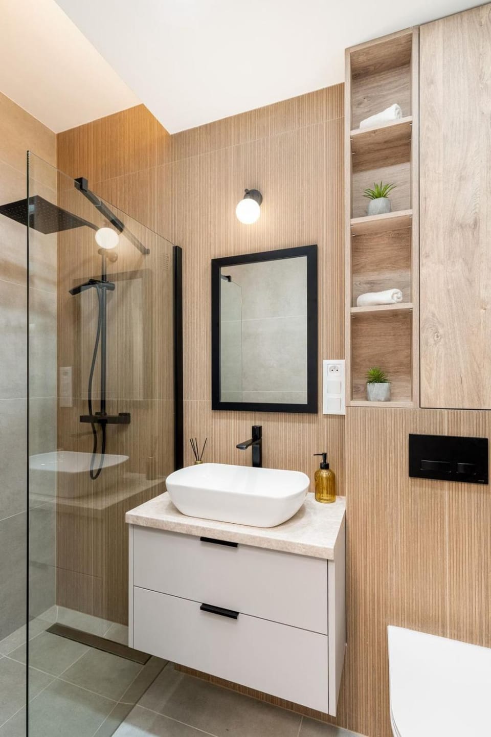 Shower, Bathroom
