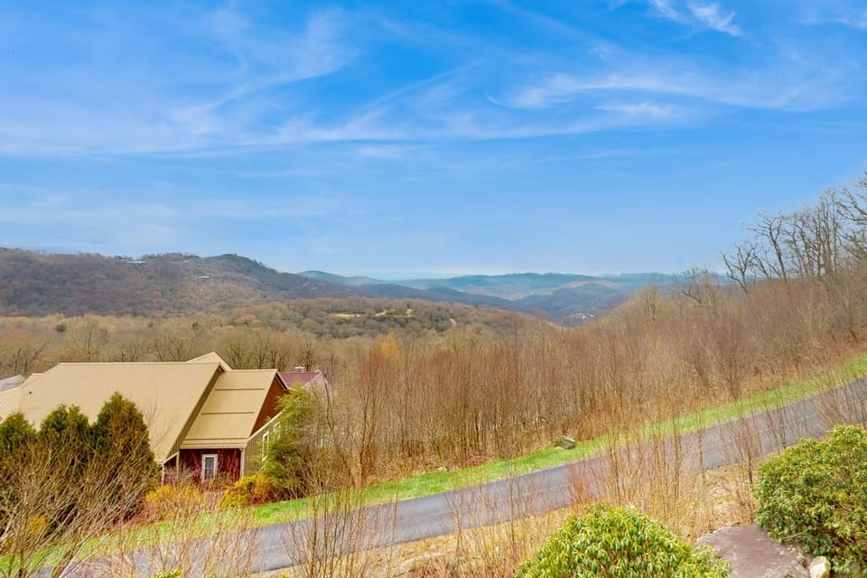 The Owl's Nest at the Reserve Apartment in Sugar Mountain