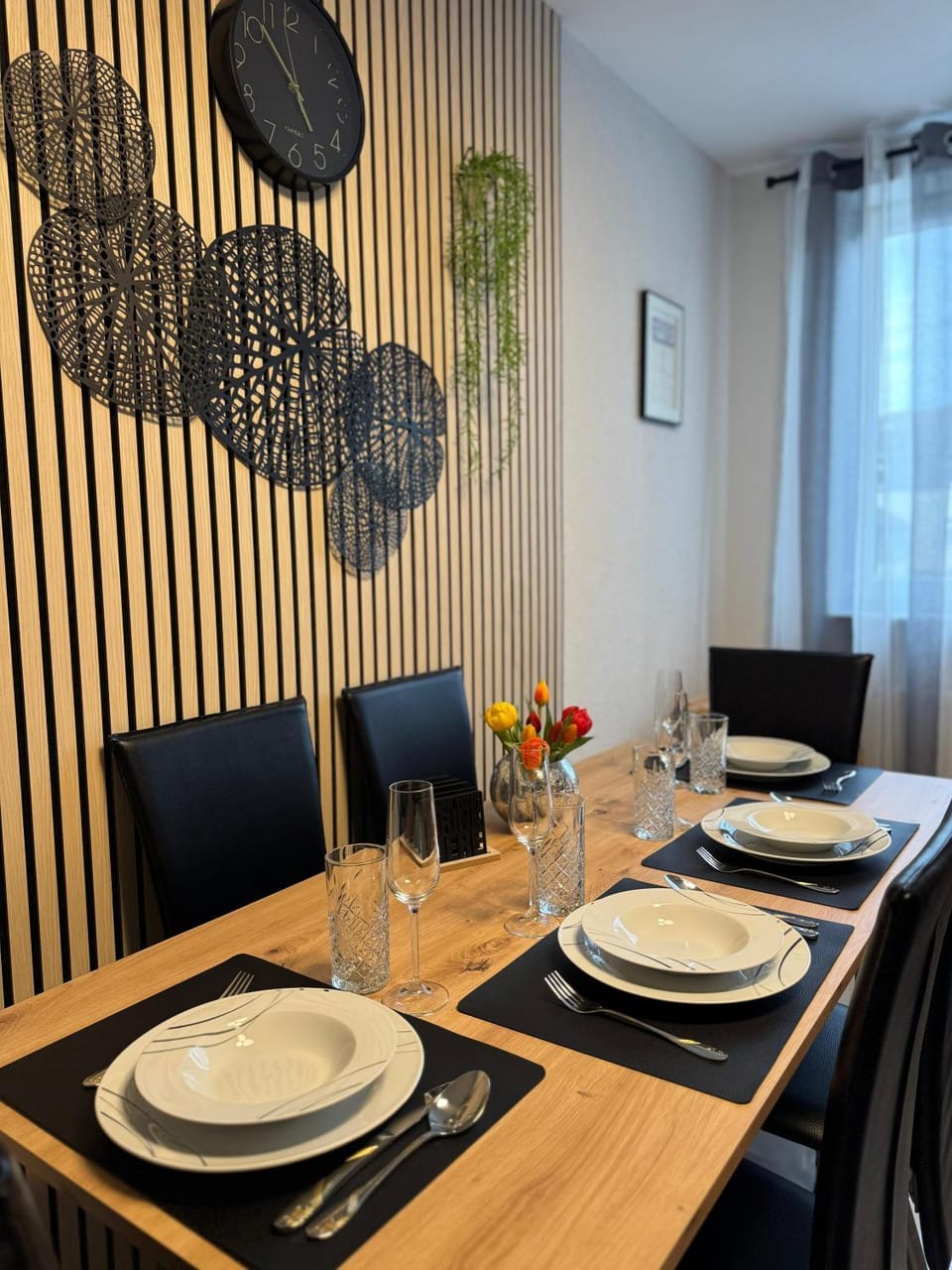 Kitchen or kitchenette, Seating area, Dining area, Communal kitchen, kitchen