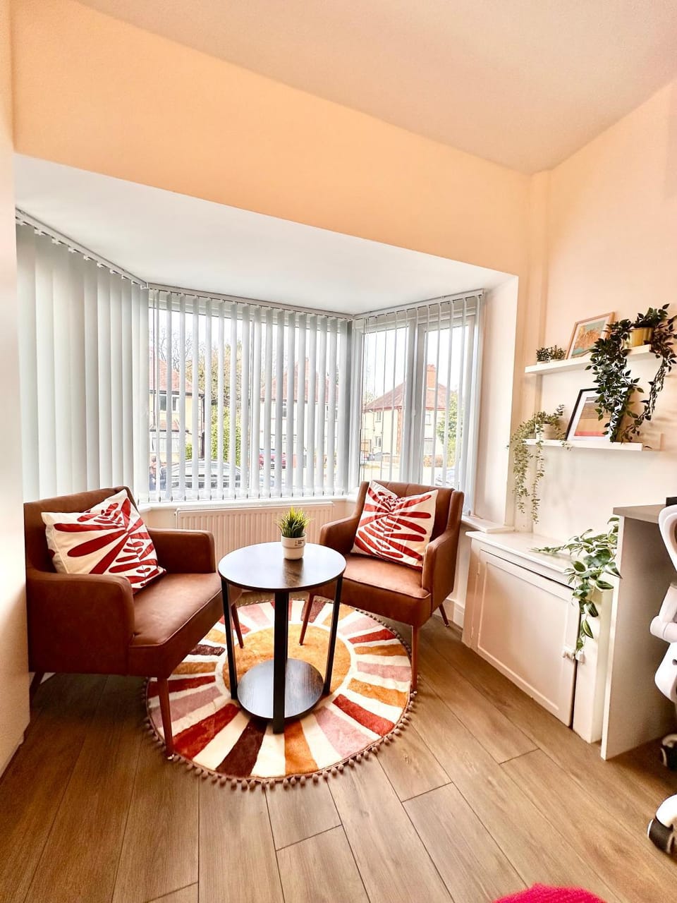 Newly renovated Private Self contained Room in Selly Oak Birmingham with bathroom shared between two rooms R1 Bed and Breakfast in Birmingham