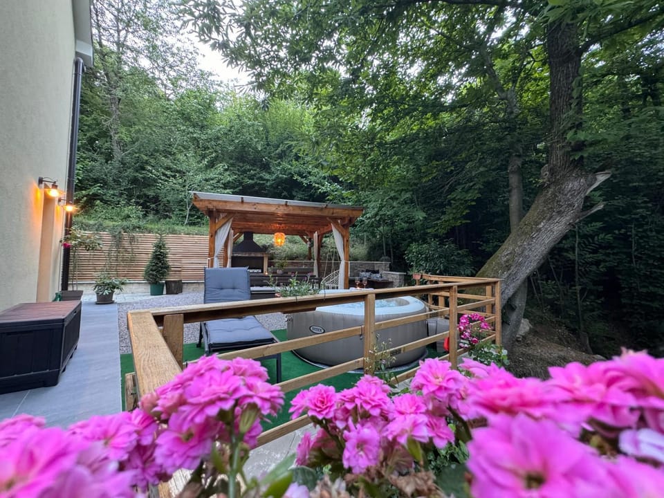 Forest Home Lullula Spa Retreat Apartment in Primorje-Gorski Kotar County