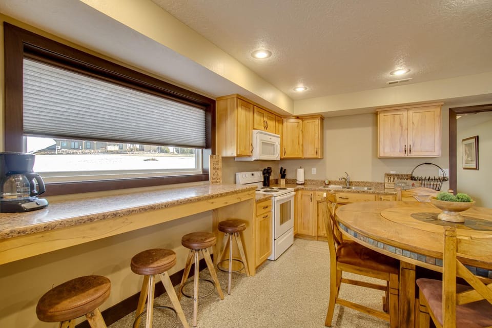 Platte Vacation Rental ~ 3 Mi to Missouri River! House in South Dakota