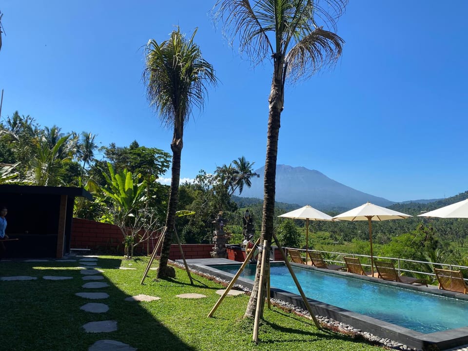 Lumbung ayu sari and spa Bed and Breakfast in Sidemen