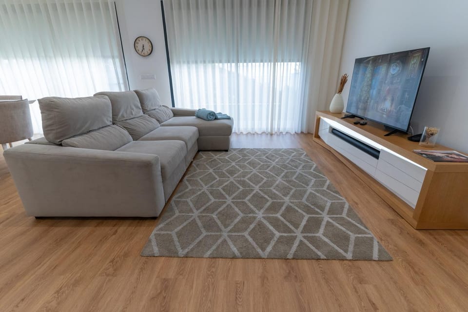 Communal lounge/ TV room, Living room, Seating area