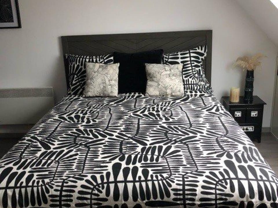 Duplex à 100m de la plage, balcon et parking gratuit - 4 pers. - FR-1-465-108 Apartment in Normandy