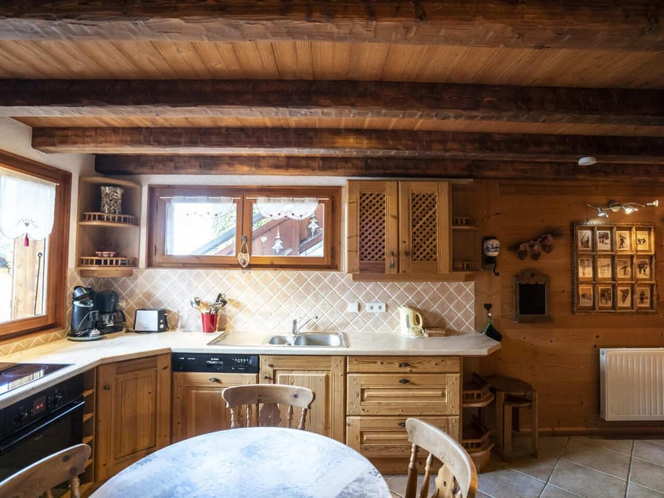 Studio avec terrasse, 4 pers, animaux admis, parking - FR-1-676-189 Apartment in Châtel